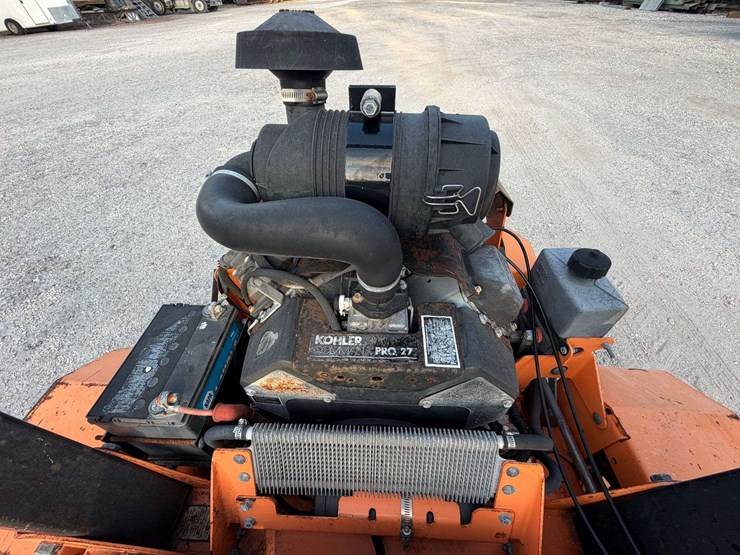 2013-scag-turf-tiger-52"-zero-turn-mower-image-16