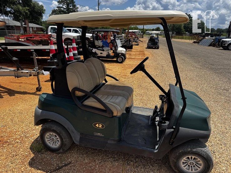 2019-club-car-2-seat-electric-golf-cart-image-3