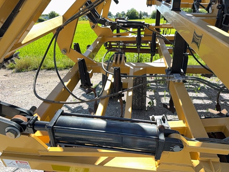 40'-landoll--876-tilloll-soil-finisher-image-29