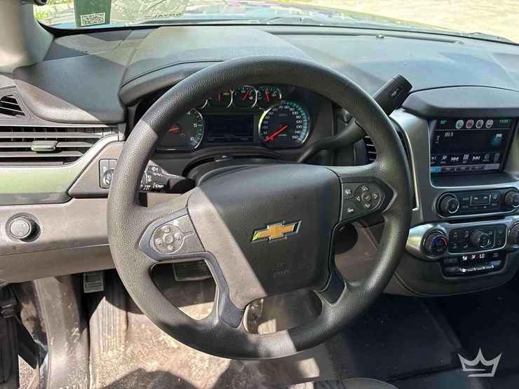 2018-chevrolet-tahoe-image-17