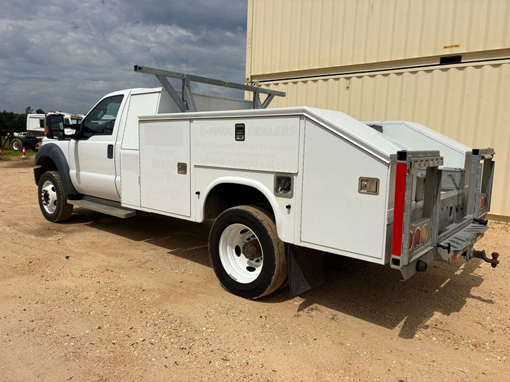 2016-ford-f550-image-2