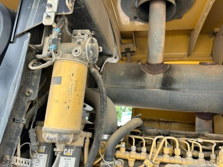 2016-caterpillar-938k-image-31