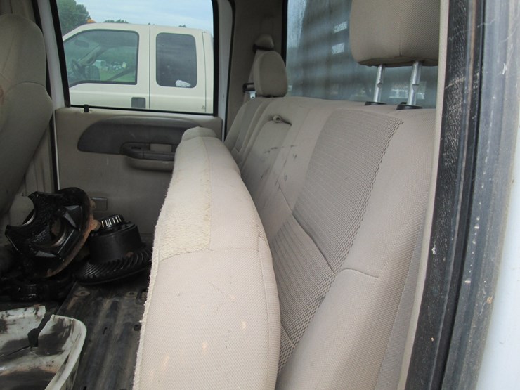 2004-ford-f450-xlt-image-31