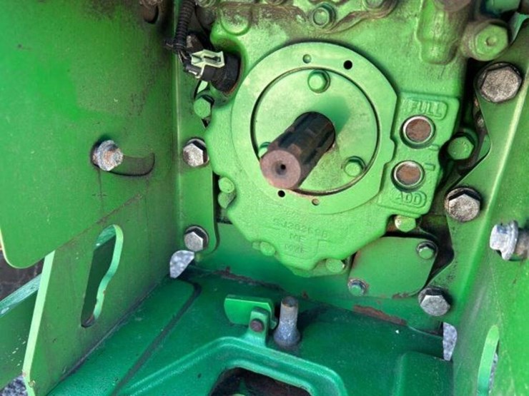 2016-john-deere-5085e-image-42