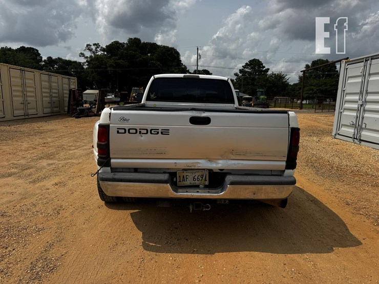 1997-dodge-ram-3500-image-3