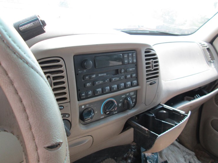 2001-ford-f150-image-34