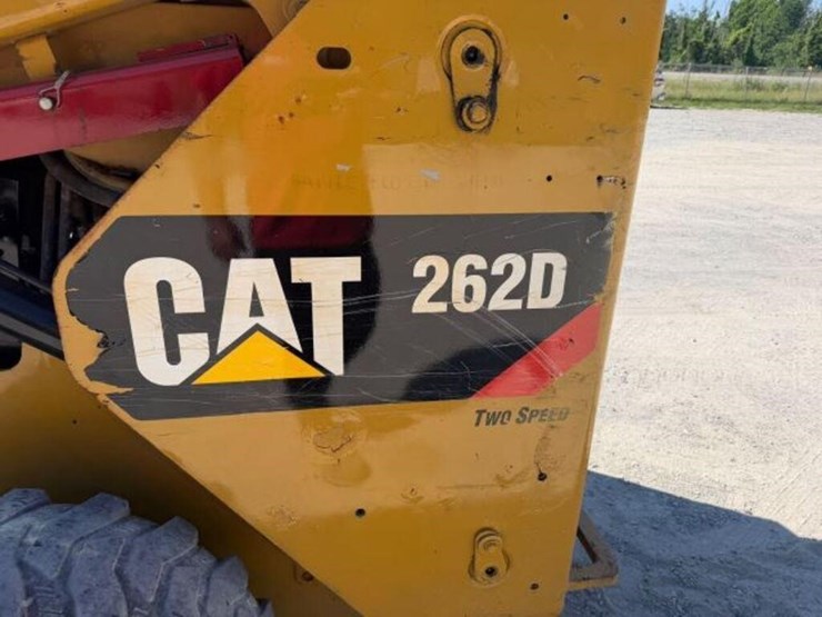 2014-caterpillar-262d-image-15