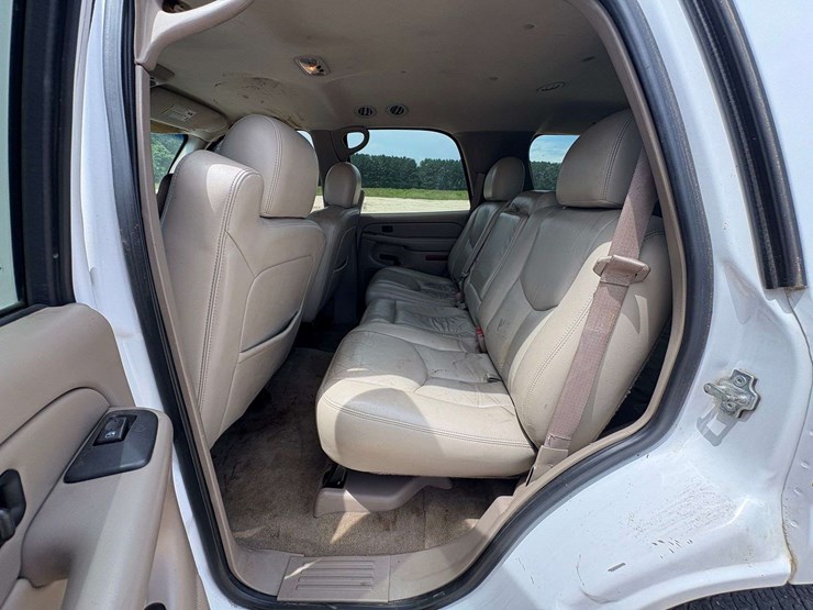 2006-gmc-yukon-image-15