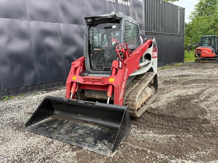 2022-takeuchi-tl12r2-image-8