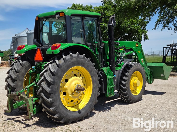 2014-john-deere-6140m-image-5