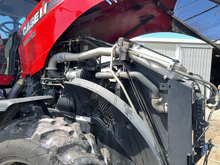 2011-case-ih-magnum-290-image-33