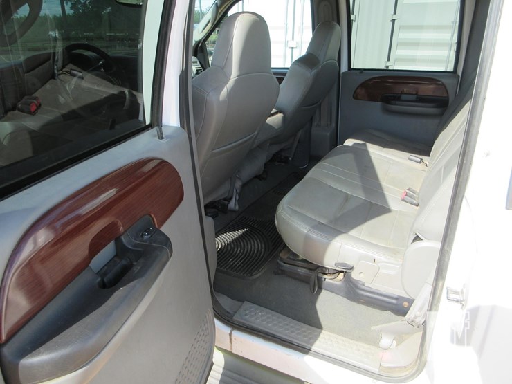 2005-ford-f350-sd-lariat-image-8