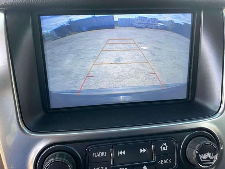 2018-chevrolet-tahoe-image-16
