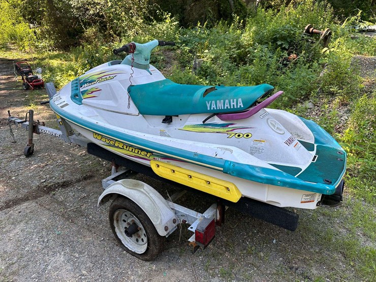 1997-yamaha-wave-raider-700-wave-runner-jet-ski-w/single-axle-trailer,-image-5