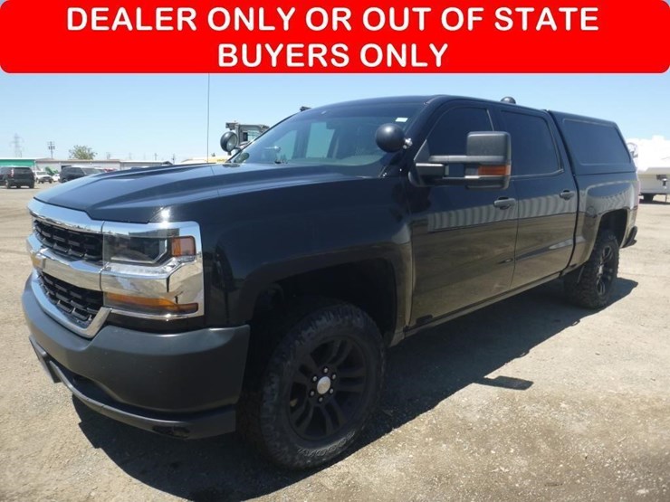 2017-chevrolet-1500-image-1