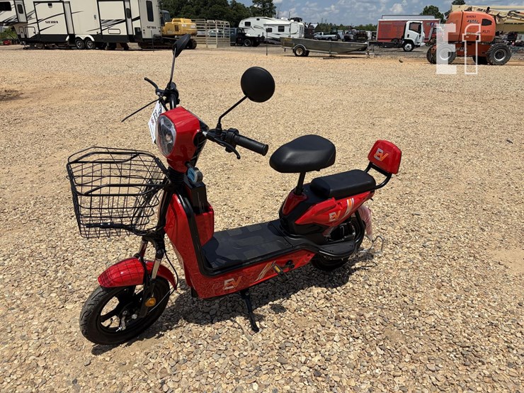 2026-red-electric-moped-image-1