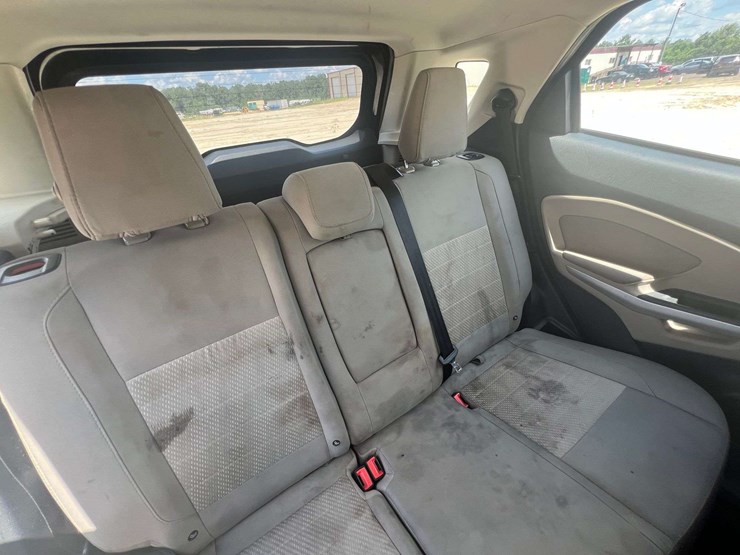 2019-ford-ecosport-4-door-suv-(126,422-miles)-image-15
