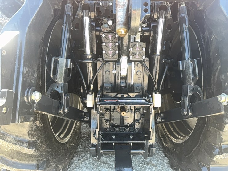 2020-case-ih-magnum-340-image-25
