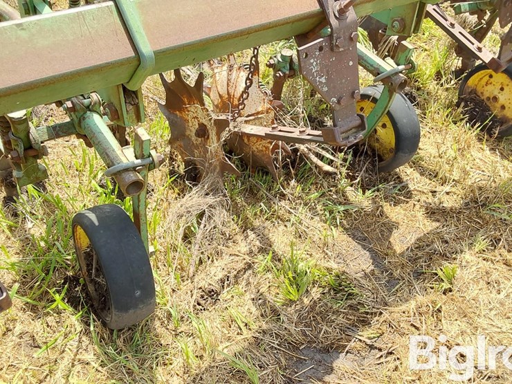 john-deere-er008-6r30"-crop-cultivator-image-13