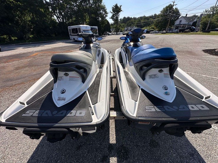 2007-sea-doo-gtx-4-tec-jet-ski,-2006-sea-doo-gtx-4-tec-jet-ski,-w/2017-triton-dual-ski-trailer-image-17