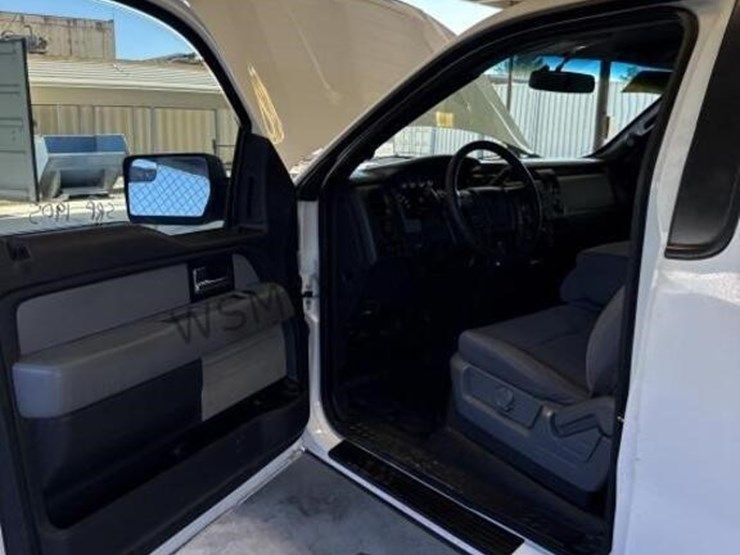 2014-ford-f150-image-23