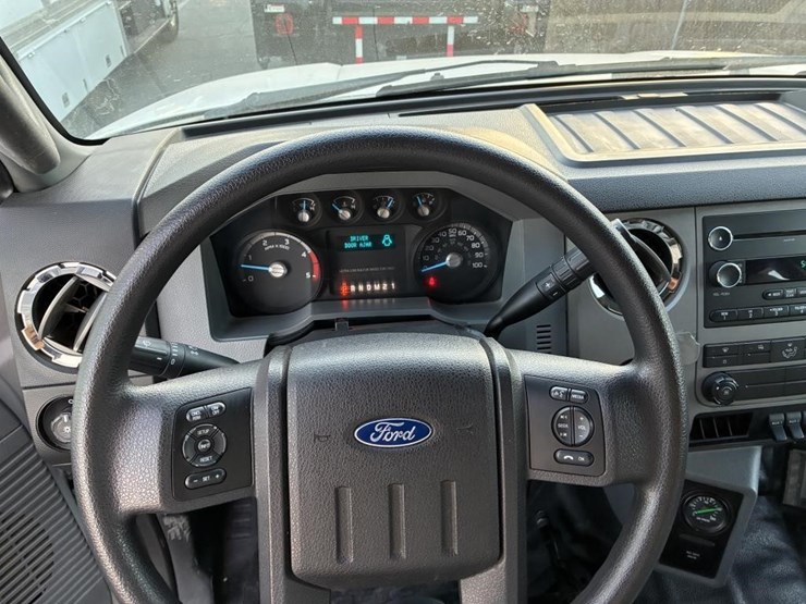 2016-ford-f650-xlt-image-23