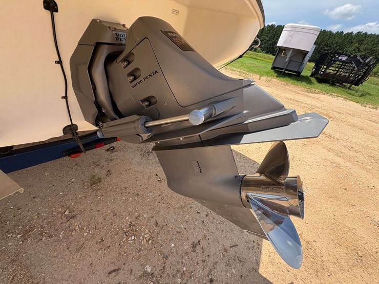 2004-stingray-200cs-cabin-boat-w/trailer-image-29