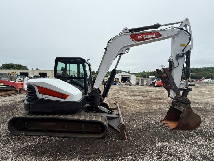 2022-bobcat-e88-image-5