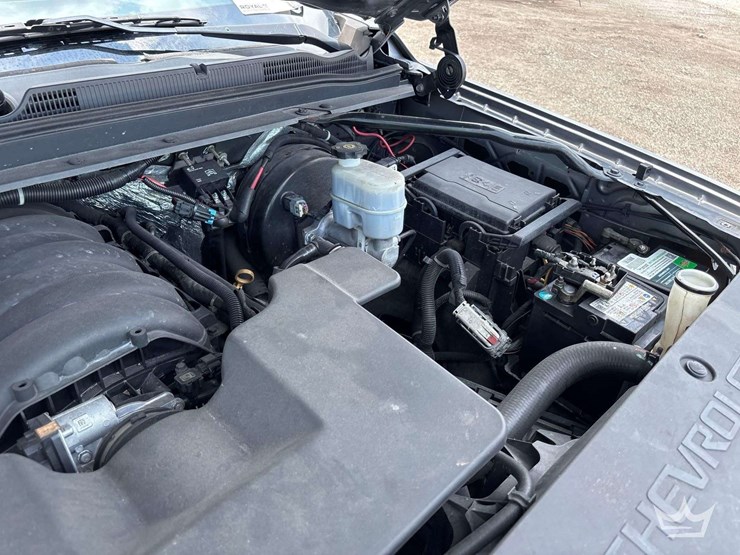 2018-chevrolet-tahoe-image-18