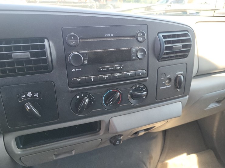 2006-ford-f250-xlt-image-49