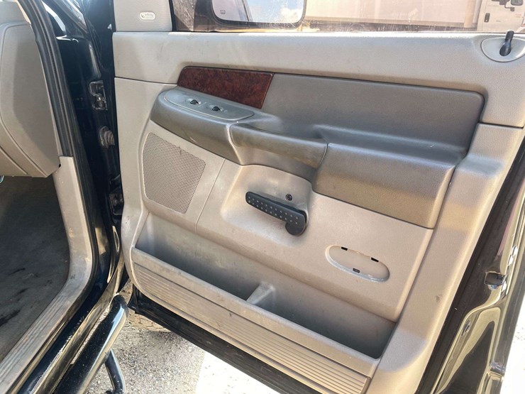 2008-dodge-ram-2500-image-17