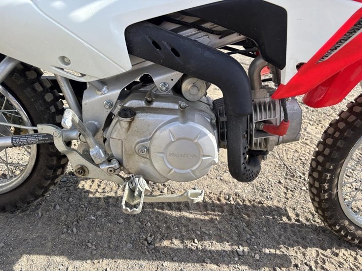 2016-honda-crf110-dirt-bike-image-20