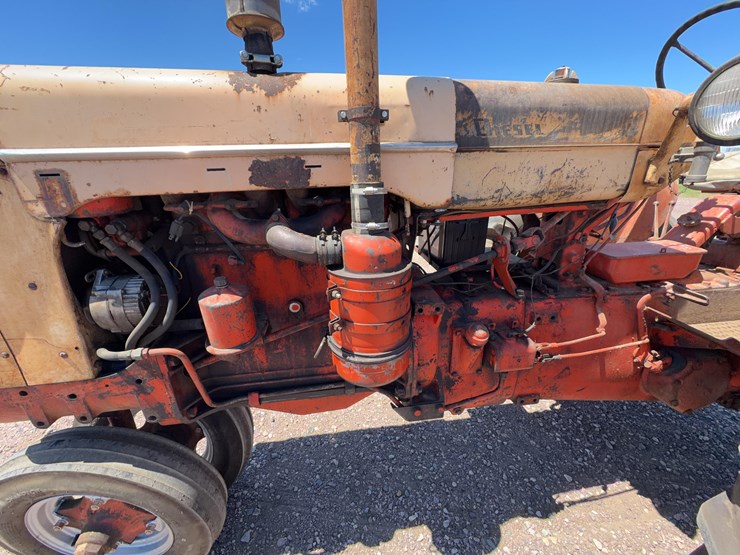 1958-case-801-b-tractor-image-18