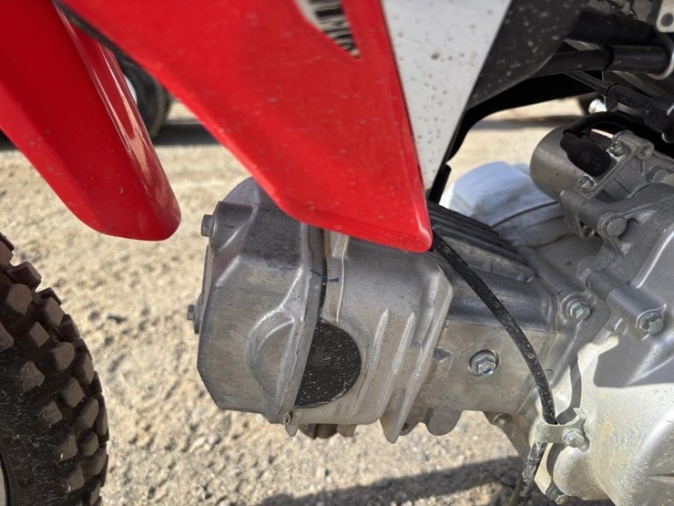 2016-honda-crf110-dirt-bike-image-18