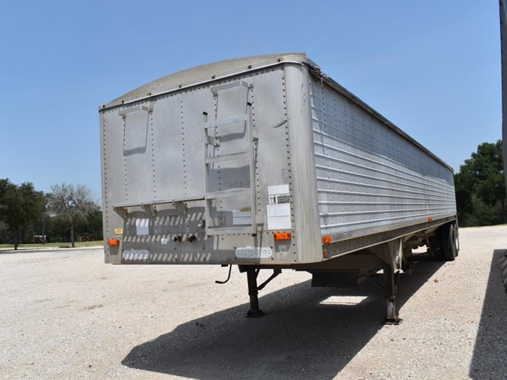 1996-wilson-grain-trailer-image-2