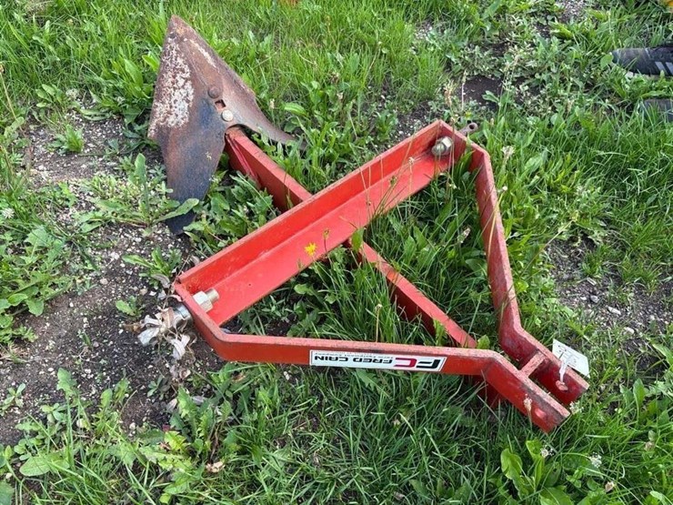 3pt-1-bottom-trencher-image-5