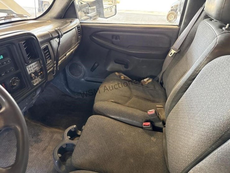 2006-chevrolet-silverado-3500-image-20