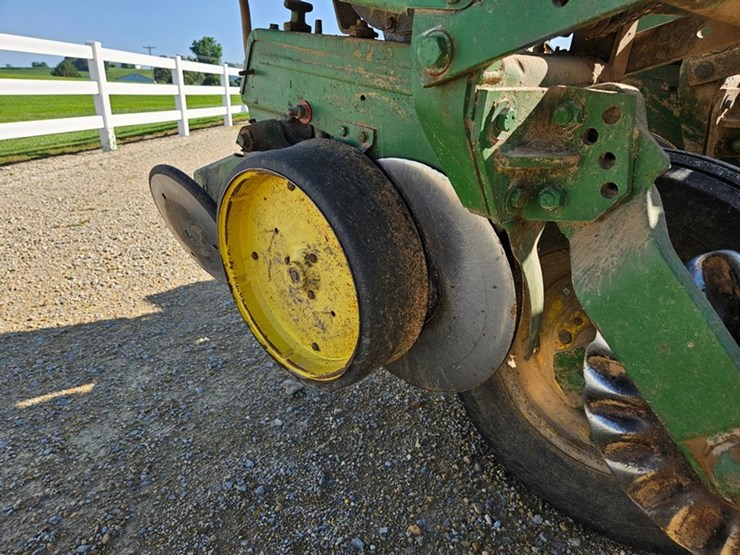 john-deere-7000-image-19