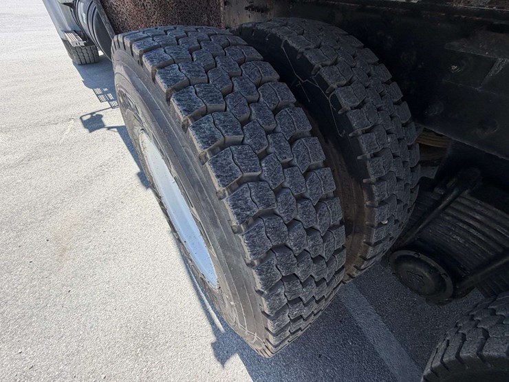 2006-mack-granite-ct713-image-47