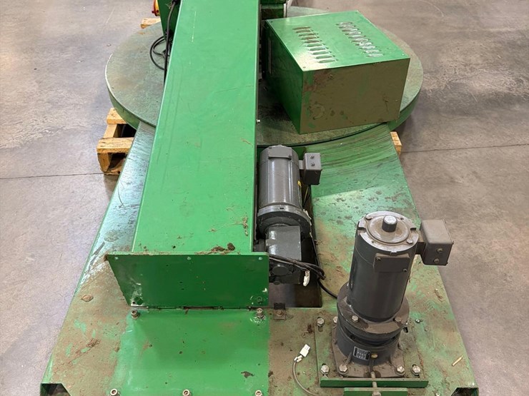highlight-predator-simplified-stretch-wrapping-machine-image-3