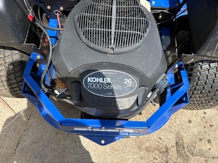 dixon-ultra-ztr-zero-turn-mower-image-4