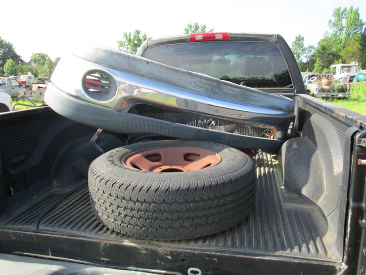 2008-dodge-2500-image-8