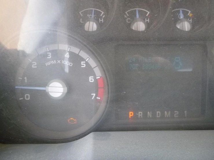 2014-ford-f350-image-23