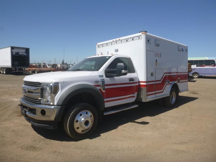 2019-ford-f450-image-1