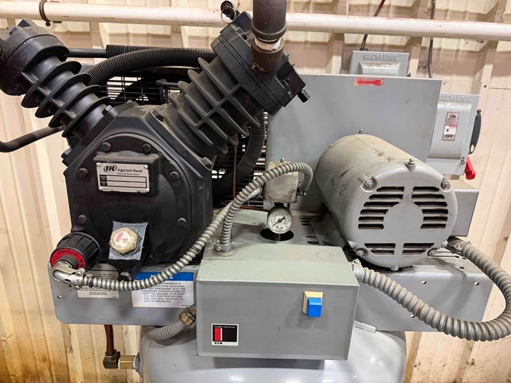 ingersoll-rand-t30-air-compressor-image-3