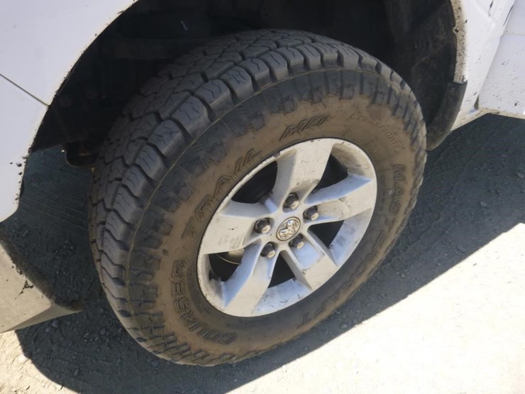 2019-dodge-1500-image-13