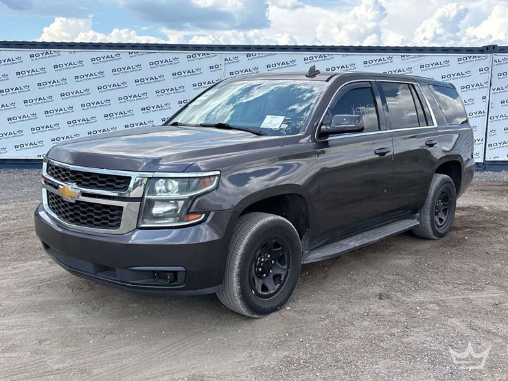 2018-chevrolet-tahoe-image-1