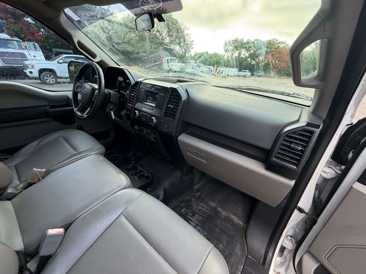 2018-ford-f150-image-19