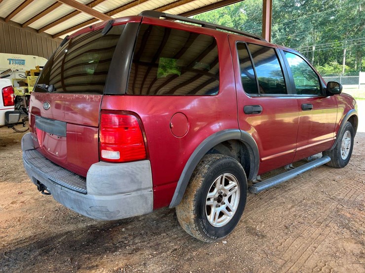 2002-ford-explorer-image-3