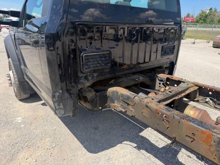 2016-ford-f550-xl-image-27